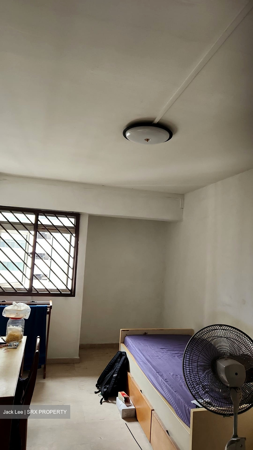 Jurong East Street 13 (Jurong East),  #439904171